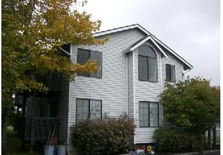 Bellingham 4-Plex in Bellingham, WA - Building Photo - Building Photo