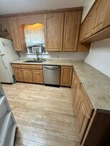 99 S Lamar St in Lakewood, CO - Building Photo