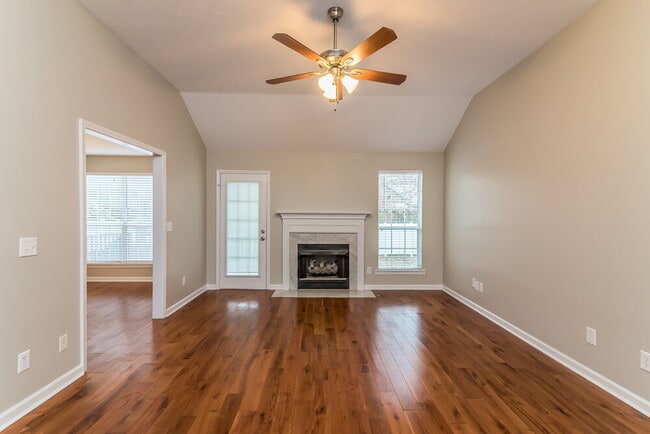 319 Cypress Glen Dr in Mount Juliet, TN - Building Photo - Building Photo