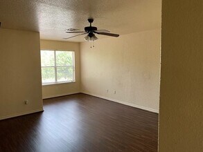 115 Vista Way in Huntsville, TX - Building Photo - Building Photo