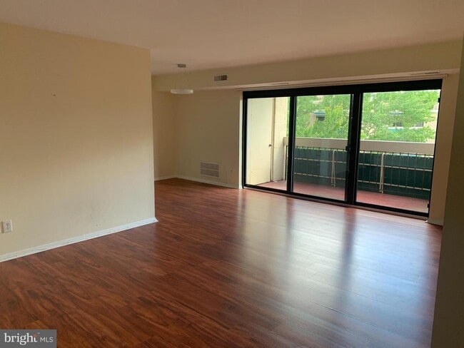 property at 6141 Leesburg Pike