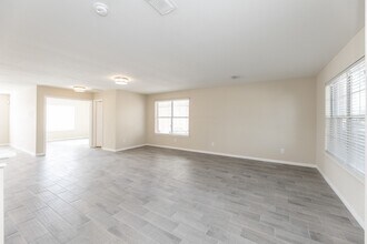 15831 Crooked Arrow Dr in Sugar Land, TX - Building Photo - Building Photo