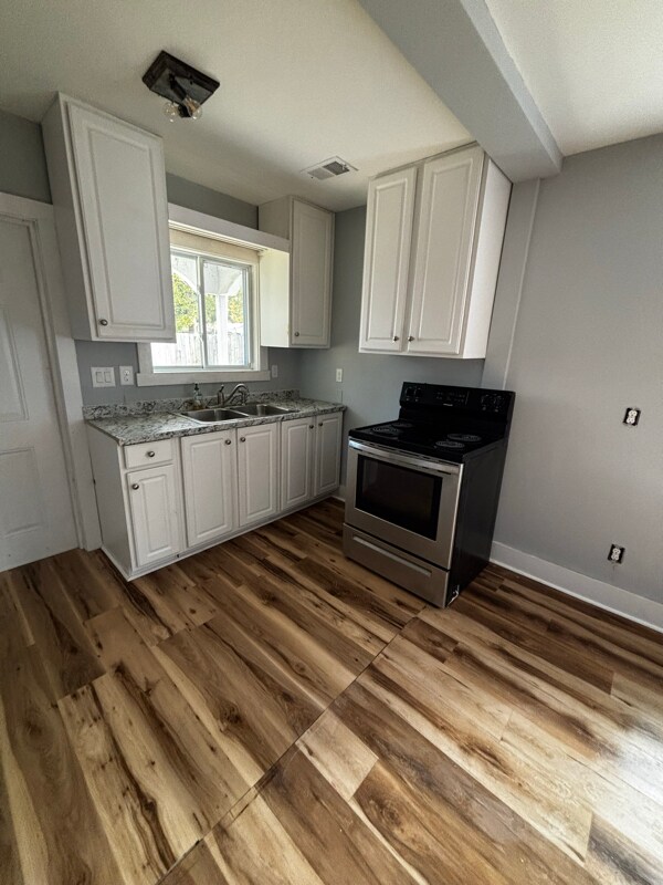 1226 State Rd S-8-806 in Moncks Corner, SC - Foto de edificio - Building Photo