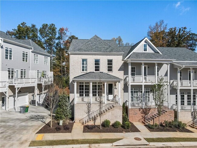 property at 2035 Parkside Ln