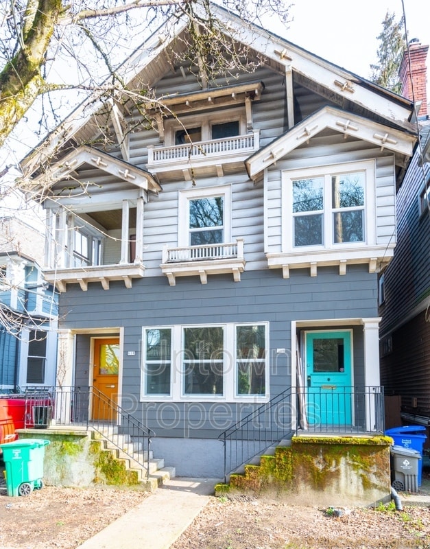 616 NW 22nd Ave in Portland, OR - Building Photo - Building Photo