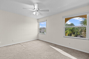 12918 Clifton Dr in Boca Raton, FL - Building Photo - Building Photo