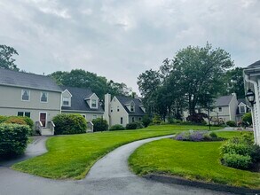 214 Alps Rd in Branford, CT - Building Photo - Building Photo