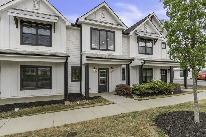 146 Cox St in Travelers Rest, SC - Building Photo
