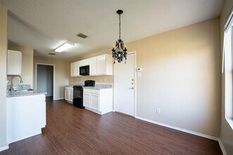 1556 Glenwick Dr in Rockwall, TX - Building Photo - Building Photo