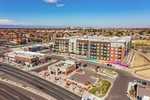 Stella On The Park in Aurora, CO - Building Photo