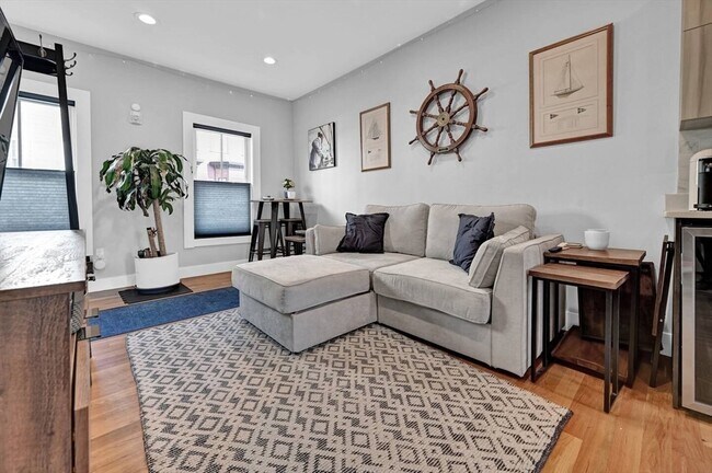 39 Gates St in Boston, MA - Building Photo - Building Photo