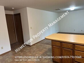 8526 Oxford Ave SE in Olympia, WA - Building Photo - Building Photo