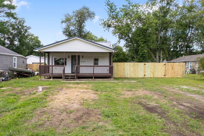 property at 57025 Greenlawn Ave