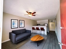 Ogden Villas in Las Vegas, NV - Building Photo