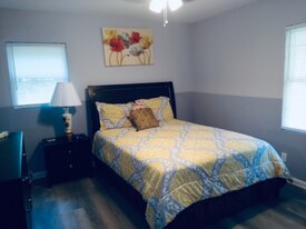 533 Hinton St in Fort Valley, GA - Building Photo