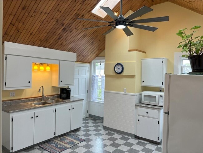 property at 13 Newport Ave