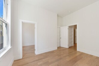 44 Varennes St, Unit 44 in San Francisco, CA - Building Photo - Building Photo