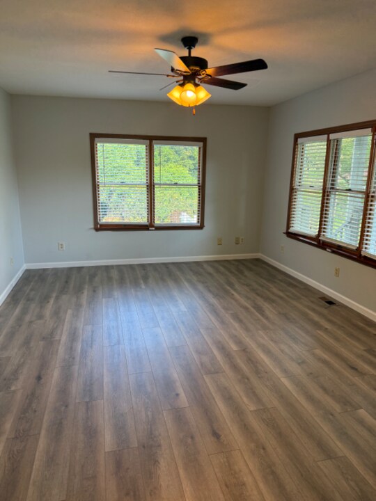 254 Circle Dr in Fairview Heights, IL - Building Photo