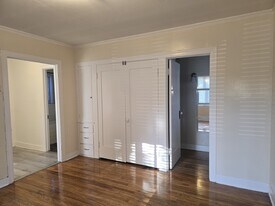 2808 1/2 Hillcrest Dr in Los Angeles, CA - Building Photo