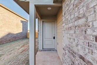 14910 Parkway Center Ave in Oklahoma City, OK - Building Photo - Building Photo