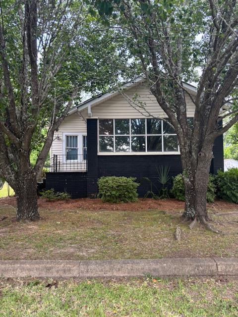 property at 407 N Ridge Ave