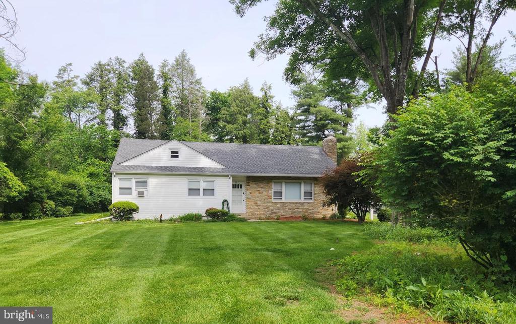 644 Kingston Terrace in Princeton, NJ - Building Photo