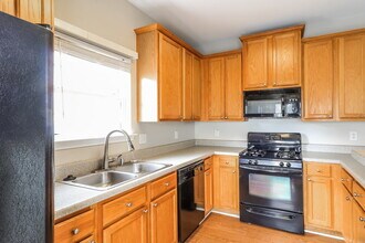 4639 Liberty Square Dr in Acworth, GA - Building Photo - Building Photo