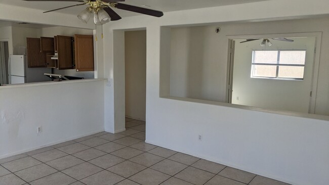 1668 W Swisher Pl in Tucson, AZ - Building Photo - Building Photo