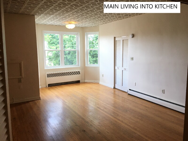 933 St Paul St Photo