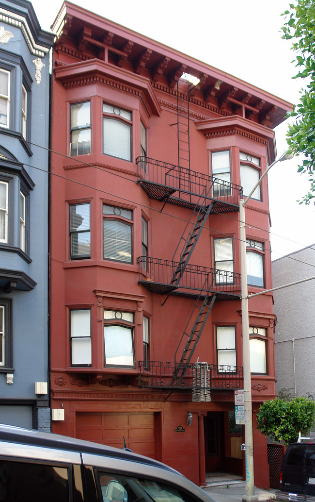 1329 Sacramento St in San Francisco, CA - Building Photo - Building Photo