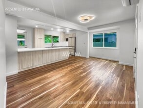 244 Kapili St in Honolulu, HI - Building Photo - Building Photo