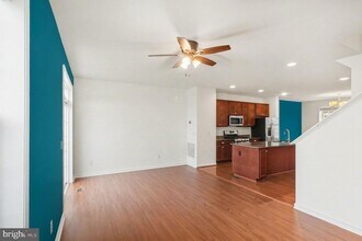 1304 Gilmore St in Fredericksburg, VA - Foto de edificio - Building Photo