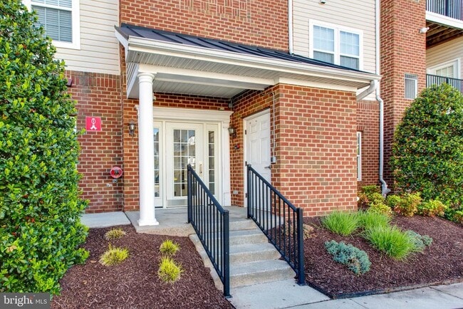 property at 7557 Stoney Run Dr