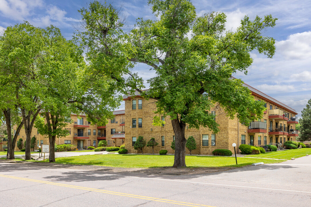 Vintage Place Retirement 55+ in Wheat Ridge, CO - Building Photo