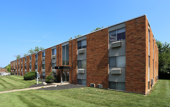 Barkley Ridge Apartments in Southgate, KY - Foto de edificio - Building Photo