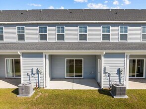 2632-A Sailor Rose Ln in Winterville, NC - Building Photo - Building Photo