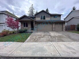 1775 NE Currin Creek Dr in Estacada, OR - Building Photo