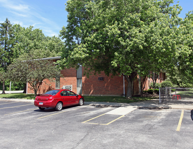 310-320 S Brown School Rd in Vandalia, OH - Building Photo - Building Photo