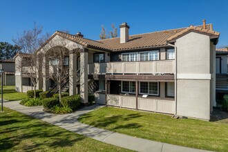 Victoria Heights in Rancho Cucamonga, CA - Building Photo - Primary Photo