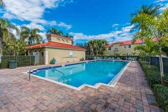 183 Lake Monterey Cir in Boynton Beach, FL - Building Photo - Building Photo