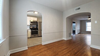 7754 Kingsbury Blvd, Unit 1 in Clayton, MO - Building Photo - Building Photo