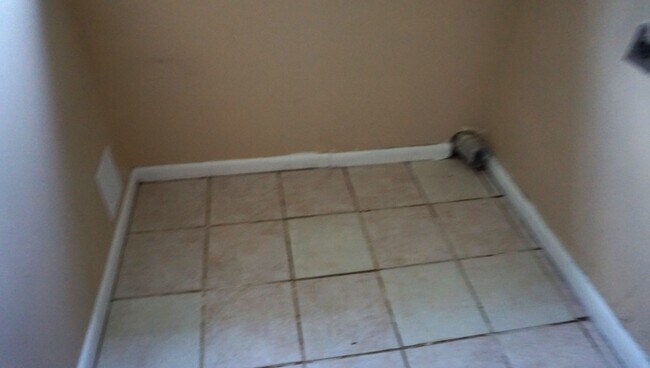 3702 Mulligan Rd Cir in Valdosta, GA - Foto de edificio - Building Photo