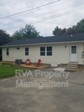 13 W Berry St in Sandston, VA - Building Photo - Building Photo