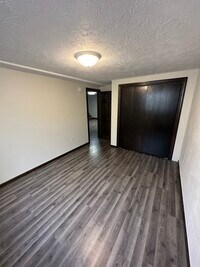 1010 E 3rd St photo'