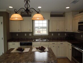 4198 Silver Glen in Hahira, GA - Building Photo - Building Photo