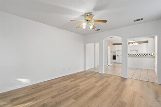 803 Cashew Ln in Cedar Park, TX - Building Photo - Building Photo