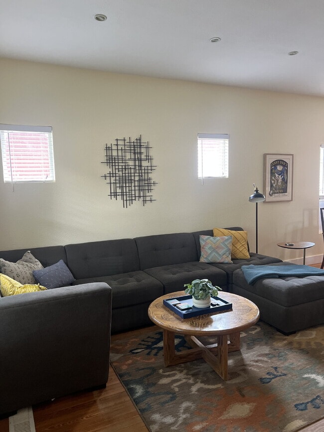 1393 Perry St in Denver, CO - Building Photo - Building Photo