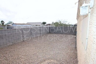 15588 S Yava Rd in Arizona City, AZ - Building Photo - Building Photo