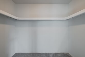 Lincoln House in Birmingham, MI - Building Photo - Interior Photo