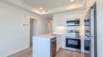 8500-8519 19 Ave SE in Calgary, AB - Building Photo - Building Photo